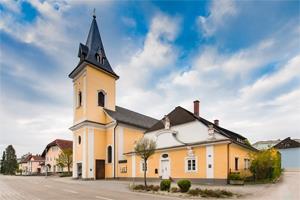 Evangelische Kirche Timelkam von Außen